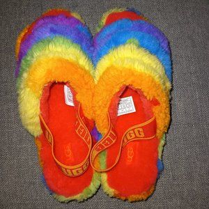 UGG slippers, size 9